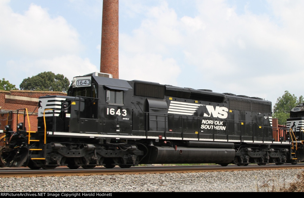 NS 1643